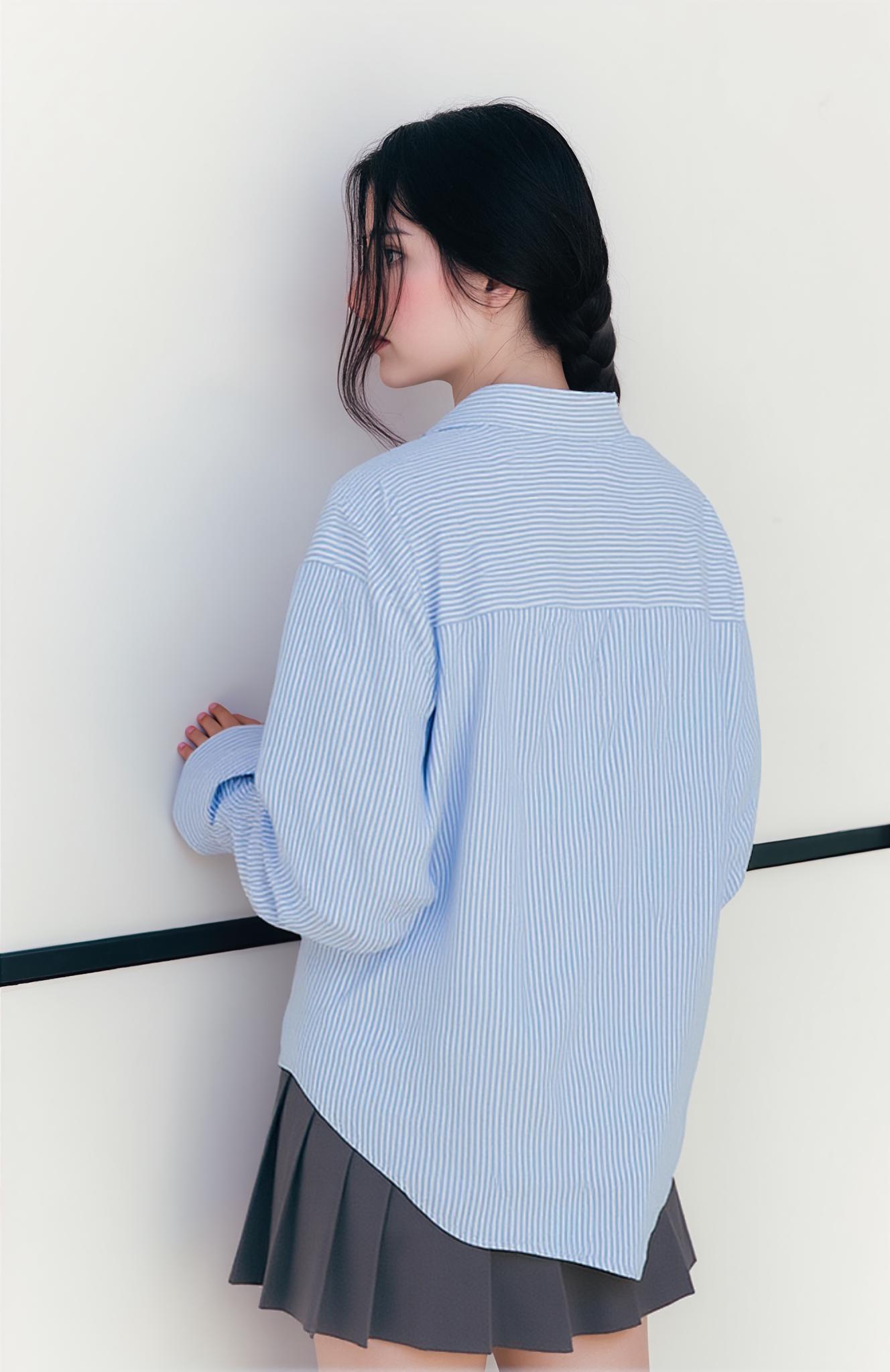 WeShop AI Pose Generator – Back view of a model generated using AI Pose.