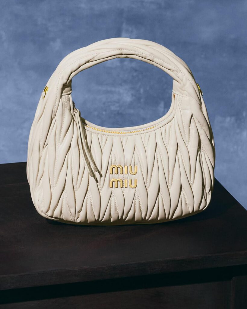 nm – WeShop AI Blog White designer handbag product image showing detailed texture and shape for AI 360 product video creation