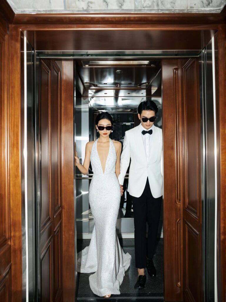 qqr – WeShop AI Blog Elegant couple portrait for AI Kissing Video Generator wedding video ideas